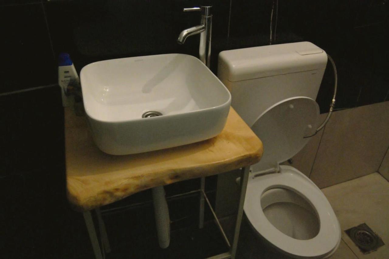 Hostel Ka Doma Cetinje Buitenkant foto
